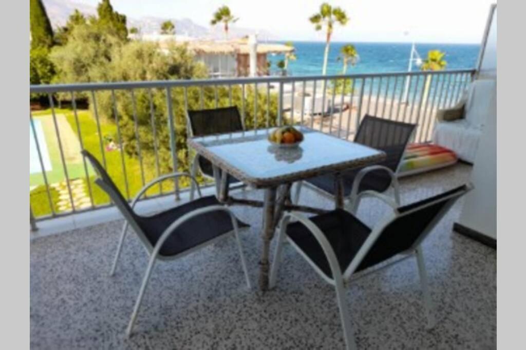شقة ألتيا  في Apartamento Enfrente Del Mar المظهر الخارجي الصورة